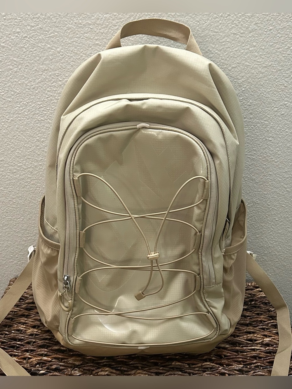Nike Hayward Backpack Tan Medium Size Nike Hike Sports Backpack w/ Bungie Cords